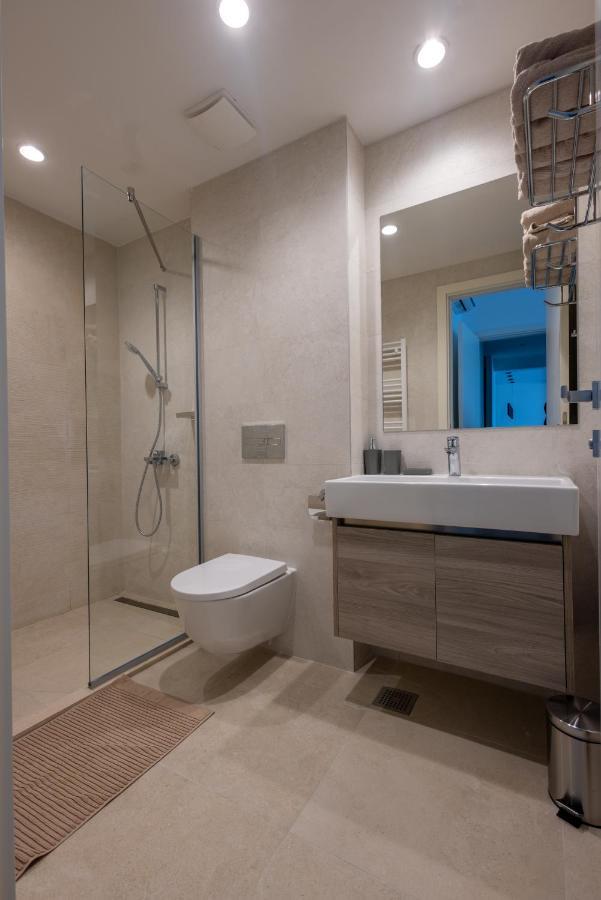 Terra Luxe Residences Sajmiste Esterno foto